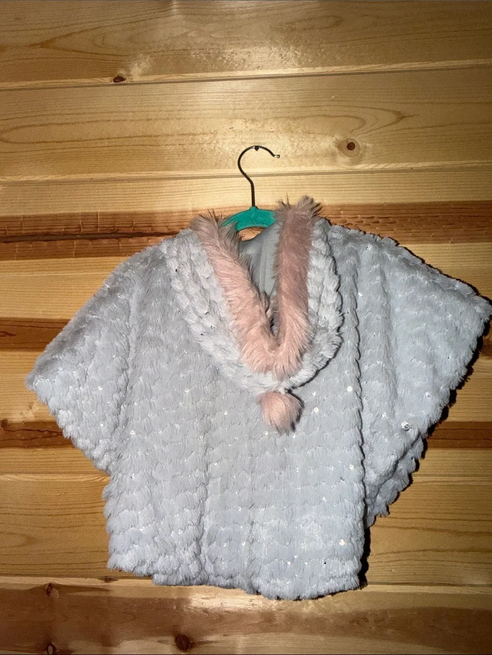 Little Lass Light Gray Faux Fur Cape with Pink Trim